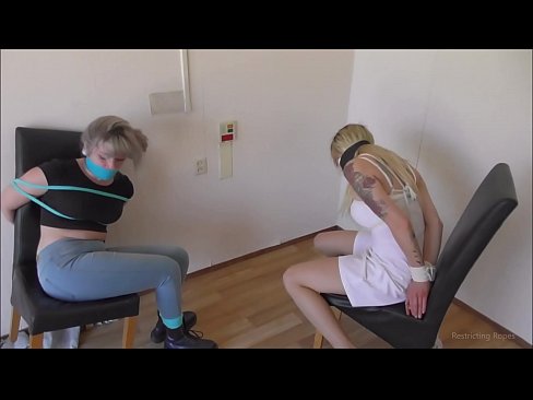 ❤️ Dépendante / attachée et bâillonnée / demoiselle en détresse ️❌ Vidéo de sexe at fr.tusar.top ❤