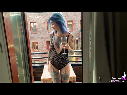 ❤️ Fille énorme suçant à pleine bouche et baisant passionnément sous le ciel ouvert ️❌ Vidéo de sexe at fr.tusar.top ❤
